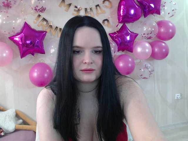 Lizzi-Peach live cam