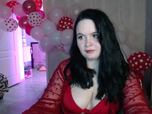 Lizzi-Peach's BongaCams show and profile
