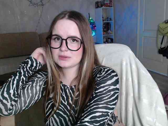 Lizzi-Peach Lizzi-Peach