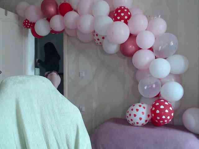 Lizzi-Peach Lizzi-Peach