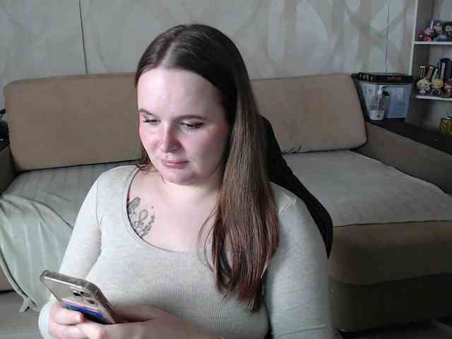Lizzi-Peach webcam