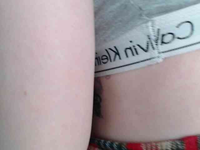 Lizzi-Peach Lizzi-Peach