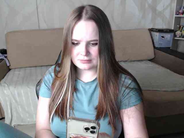 Lizzi-Peach webcam