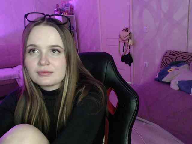 Lizzi-Peach webcam