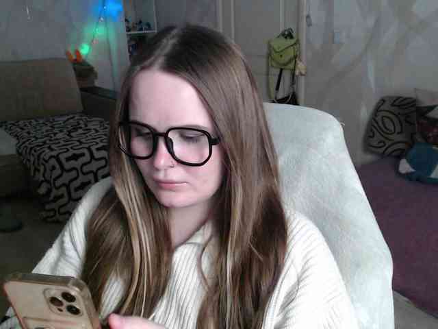 Lizzi-Peach Lizzi-Peach