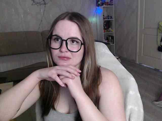 Lizzi-Peach Lizzi-Peach