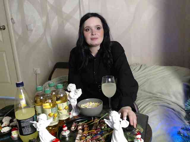 Lizzi-Peach Lizzi-Peach