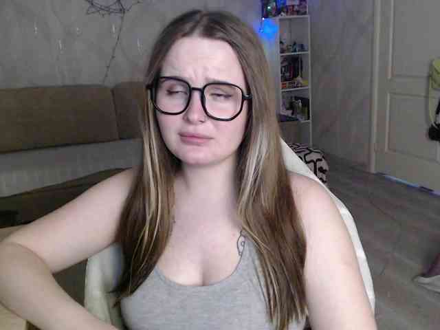 Lizzi-Peach Lizzi-Peach