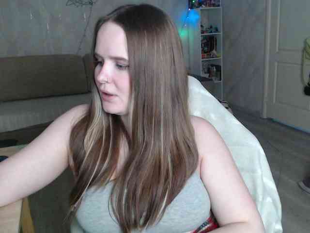 Lizzi-Peach Lizzi-Peach