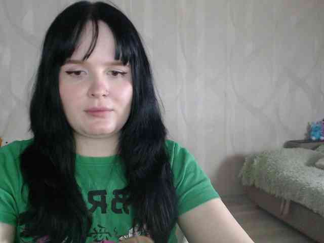 Lizzi-Peach Live Webcam on BongaCams