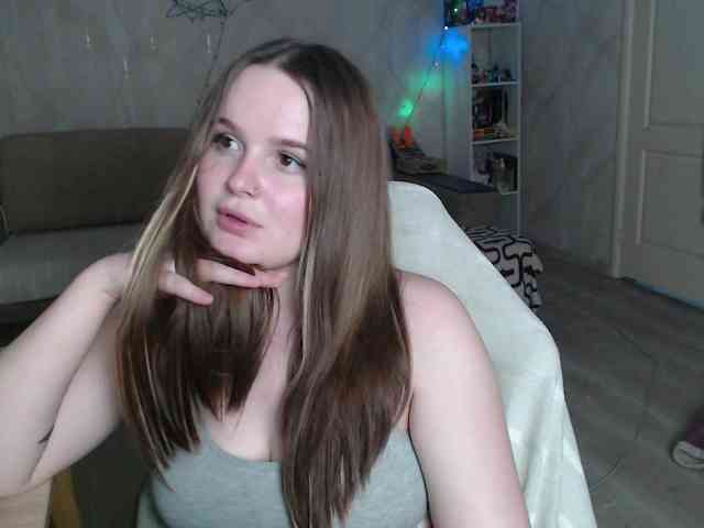 Lizzi-Peach Lizzi-Peach