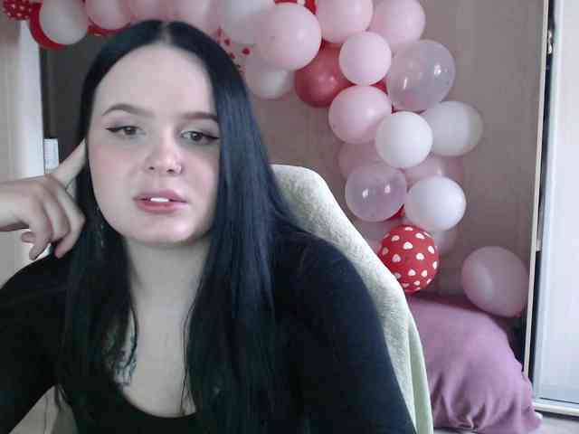 Lizzi-Peach webcam