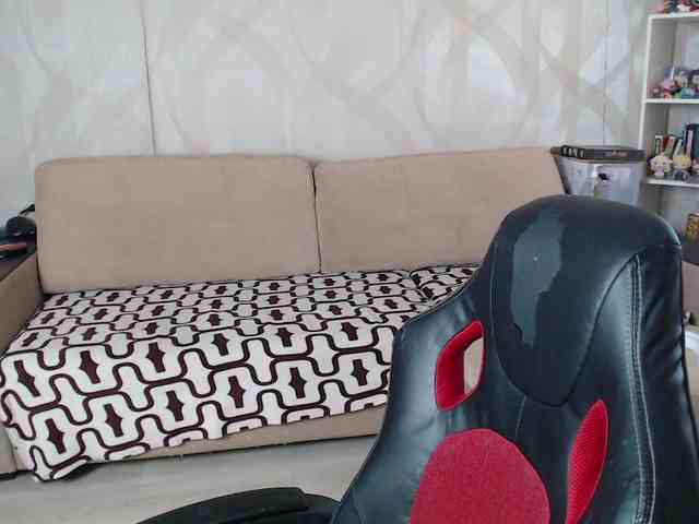 Lizzi-Peach webcam