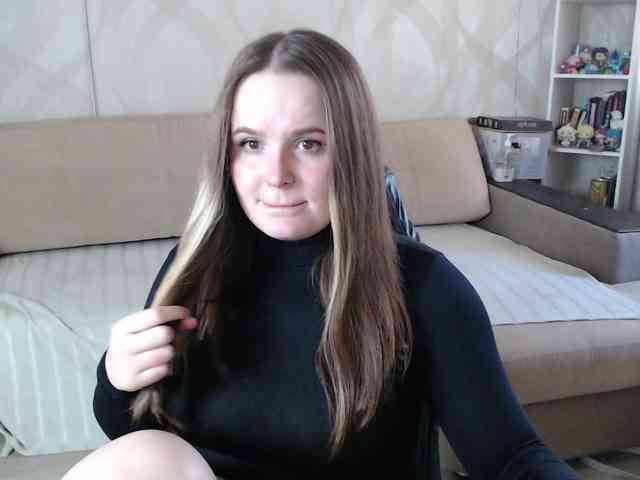 Lizzi-Peach webcam