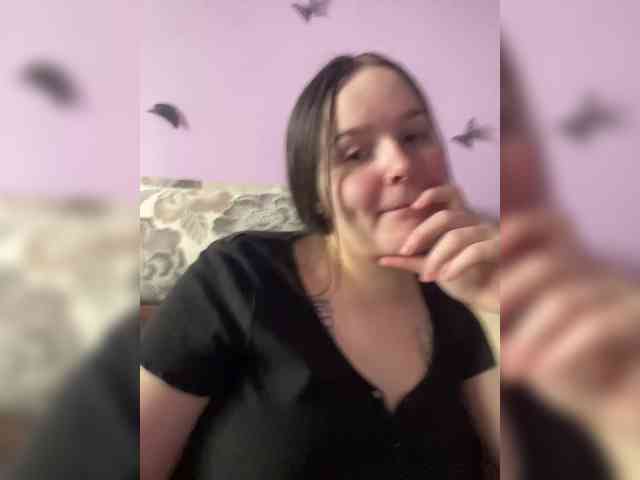 Lizzi-Peach Lizzi-Peach