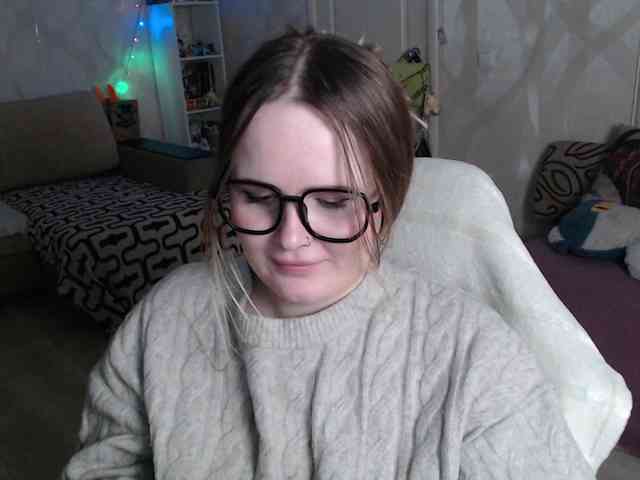 Lizzi-Peach Lizzi-Peach