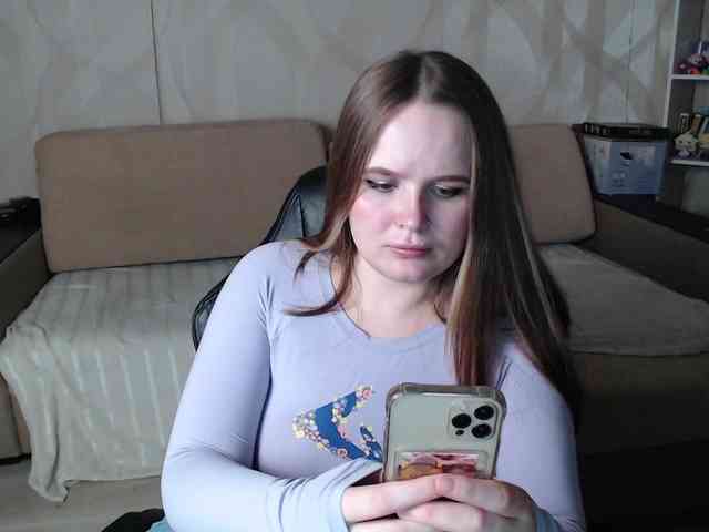 Lizzi-Peach webcam