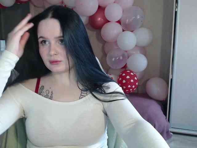 Lizzi-Peach webcam