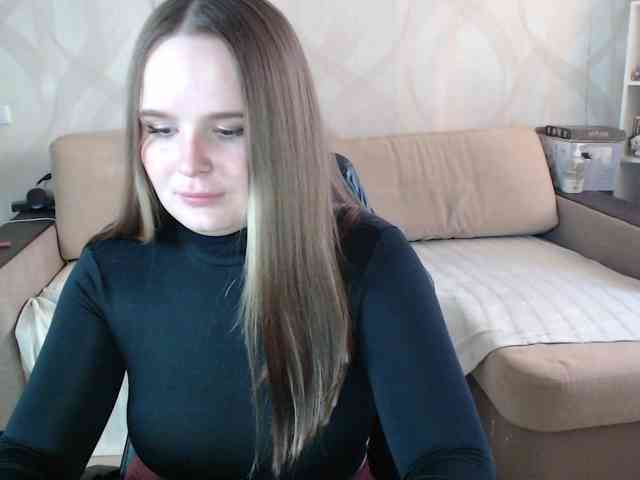 Lizzi-Peach webcam