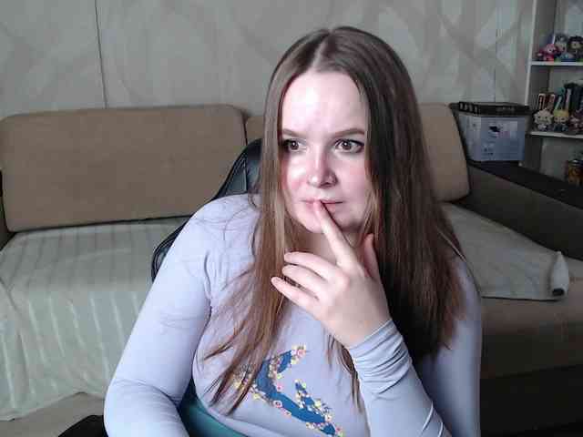 Lizzi-Peach webcam