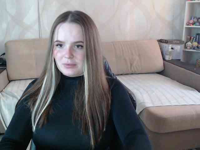 Lizzi-Peach webcam