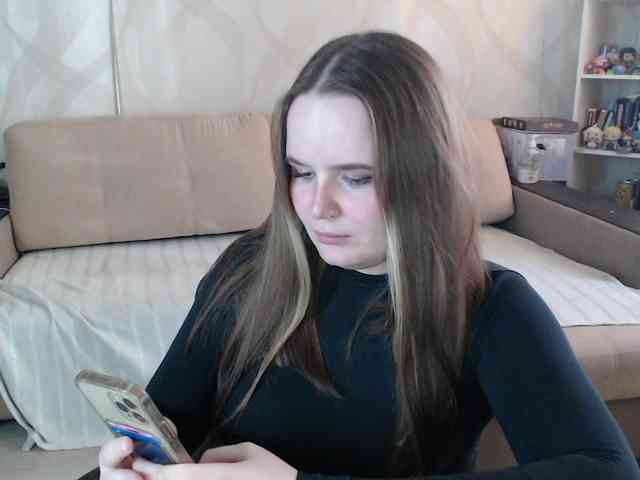 Lizzi-Peach webcam