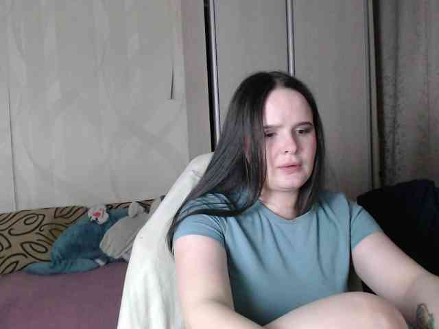 Lizzi-Peach webcam