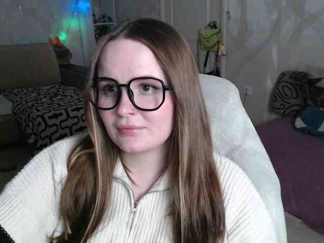 Lizzi-Peach Lizzi-Peach