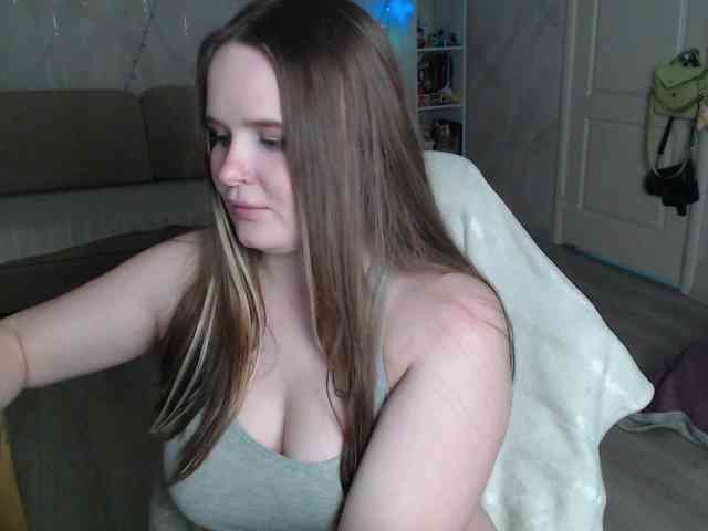 Lizzi-Peach Lizzi-Peach