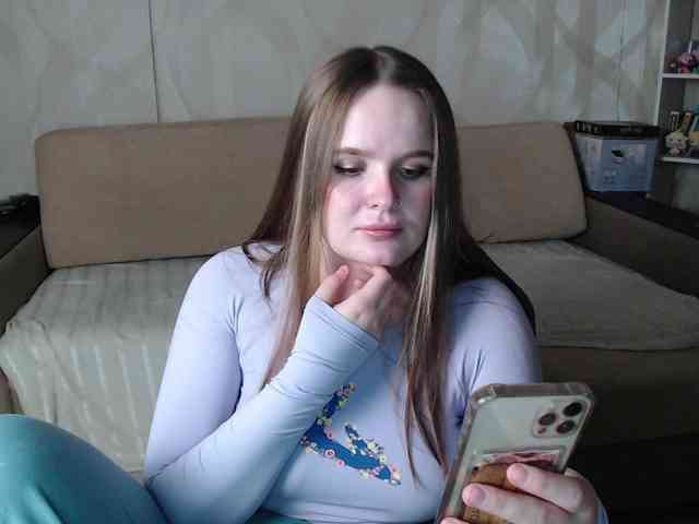 Lizzi-Peach webcam