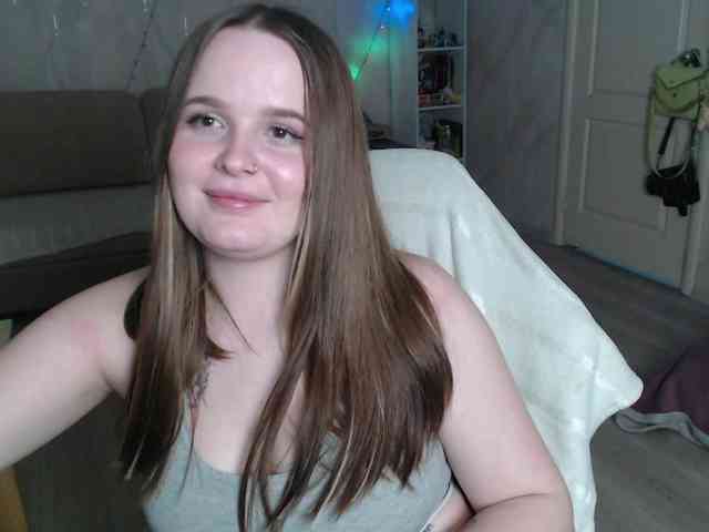 Lizzi-Peach Lizzi-Peach