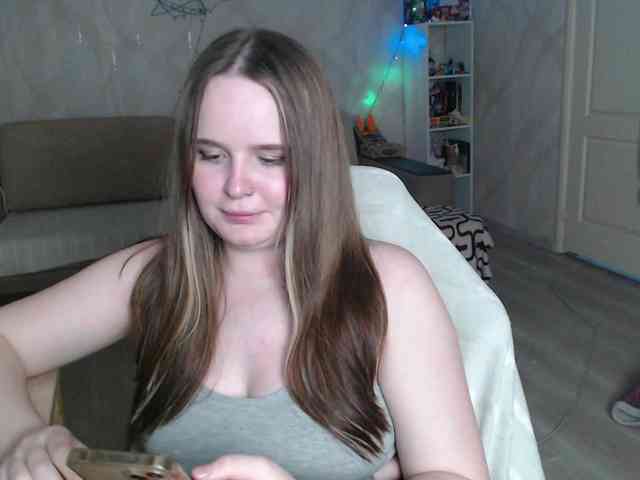 Lizzi-Peach Lizzi-Peach