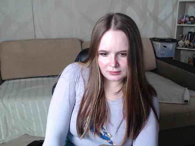 Lizzi-Peach webcam