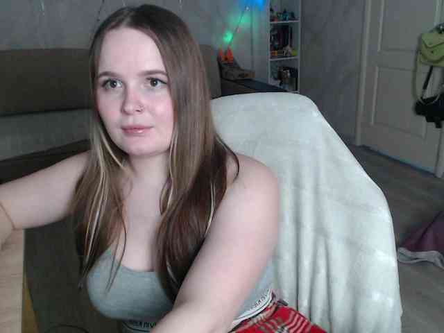 Lizzi-Peach Lizzi-Peach