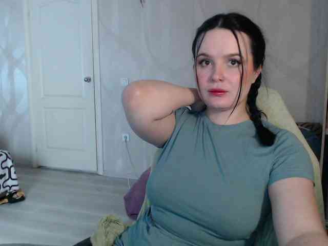 Lizzi-Peach webcam
