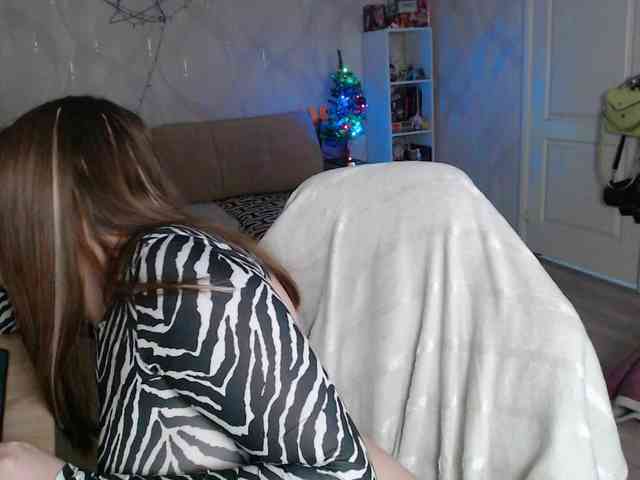 Lizzi-Peach Lizzi-Peach