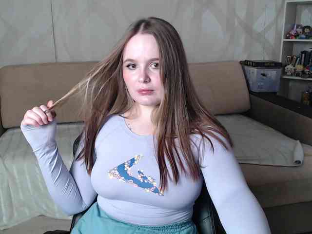 Lizzi-Peach webcam