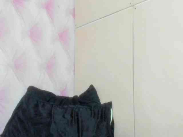 MilaGray webcam