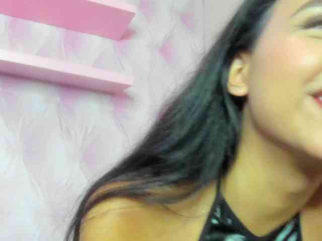 MilaGray webcam