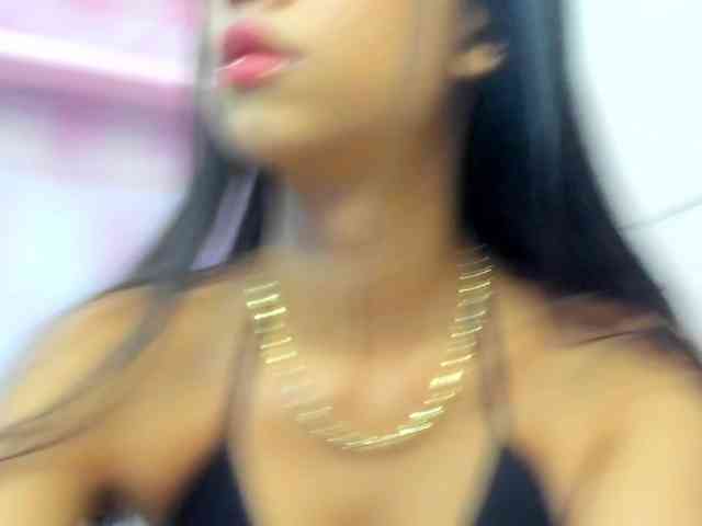 MilaGray webcam