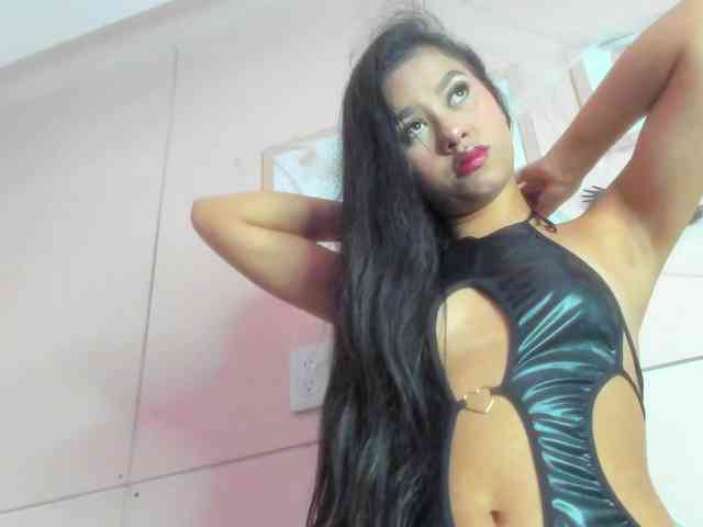 MilaGray webcam