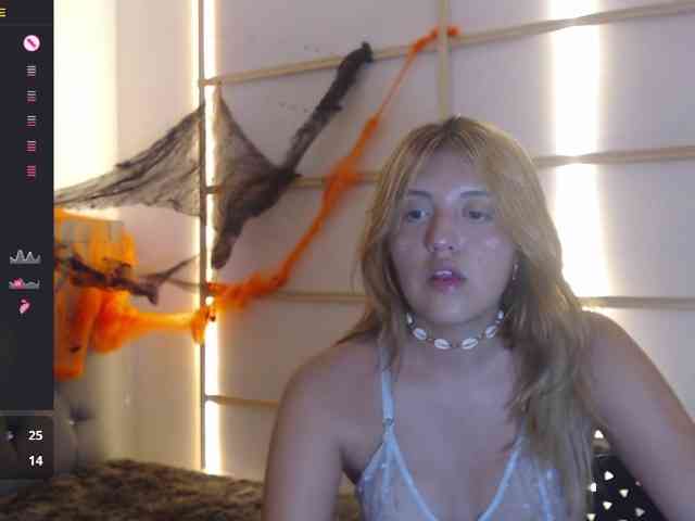 Eilish-hall webcam