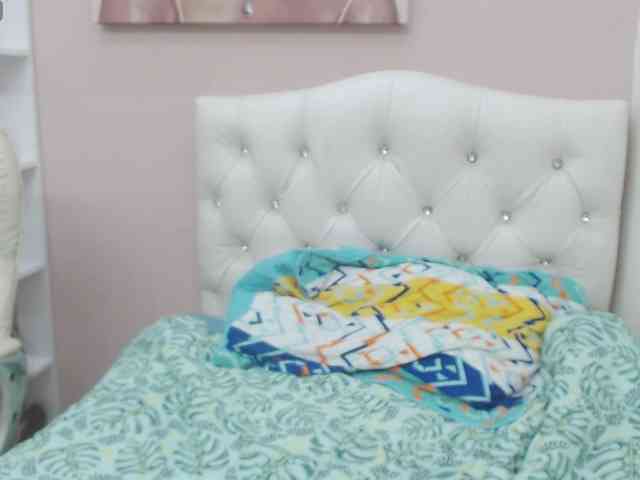 Eilish-hall webcam