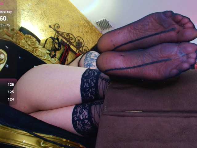 elinne-hendrix's BongaCams show and profile