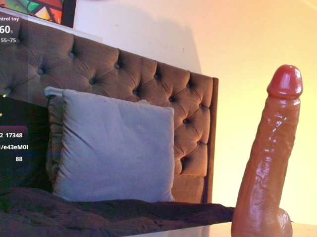 le modèle elinne-hendrix est en webcam porno dans un show sur le site bongacams, il possède les tags suivants: Latino/Hispanic,Brunette,Shaved