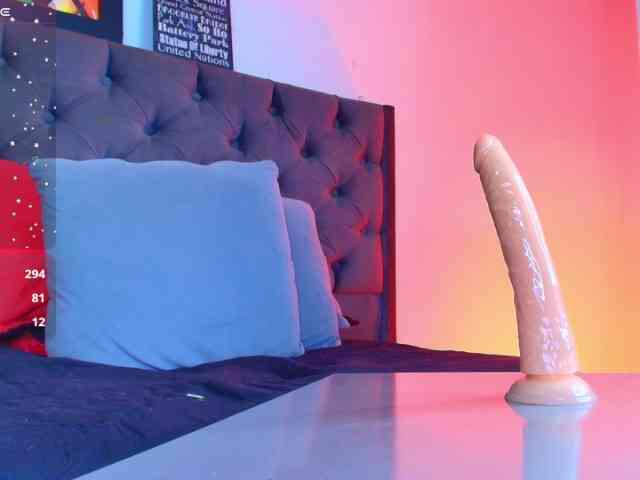 elinne-hendrix webcam