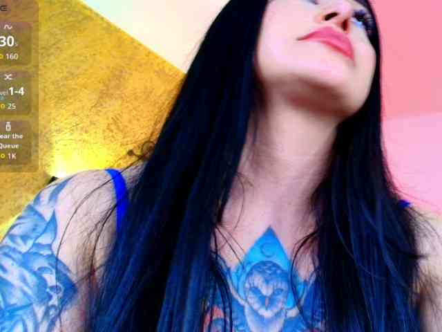 elinne-hendrix webcam