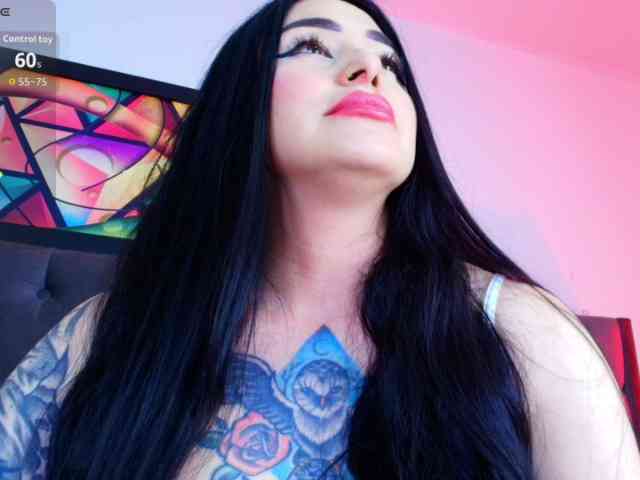 elinne-hendrix webcam