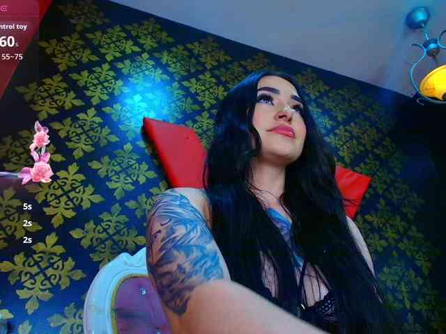 elinne-hendrix webcam