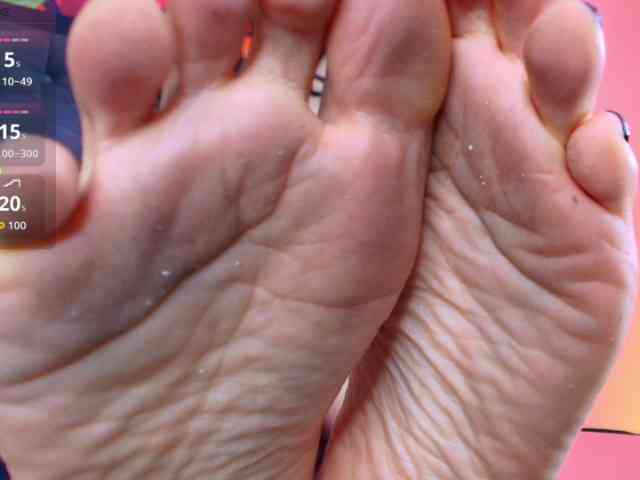 elinne-hendrix webcam